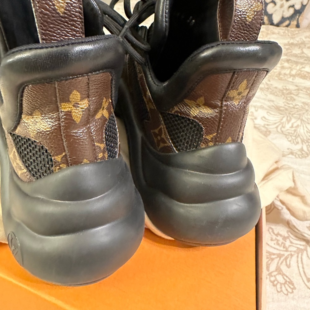 Louis Vuitton sneakers - Picture 5 of 5